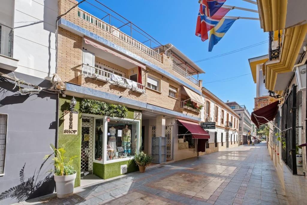 Plein Centre, 100 M De La ! Appartement *